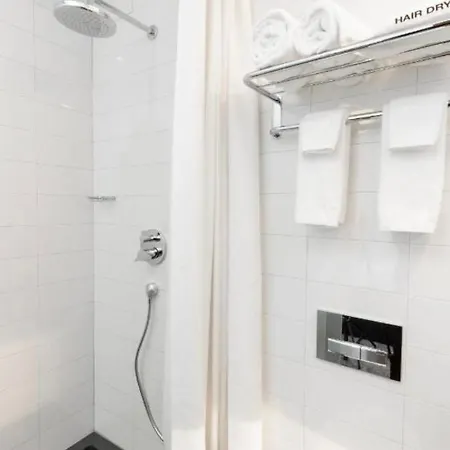 Times Square 2 Bedroom Apartment-2