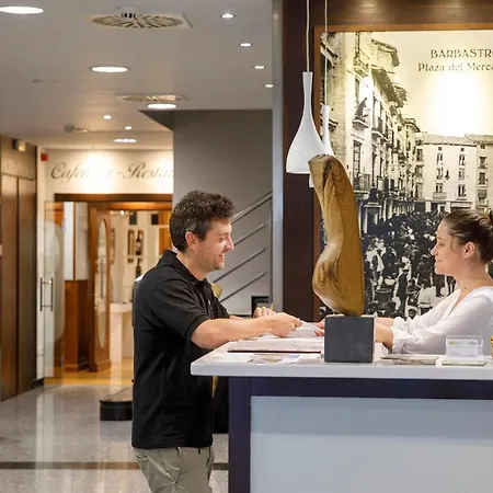 Gran Hotel Ciudad de Barbastro-2