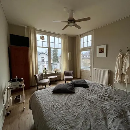 Luxe Kamer In Stadsvilla, Gratis Parkeren!-2