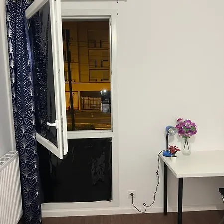 Chambre Partage 15Mn Cdg 25Mn Paris-2