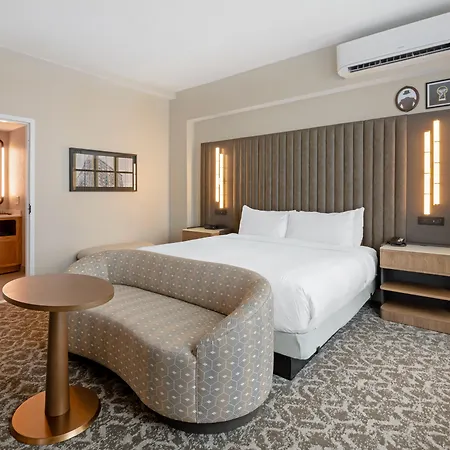 Hotel Flor Tampa Downtown, Tapestry Collection By Hilton-3
