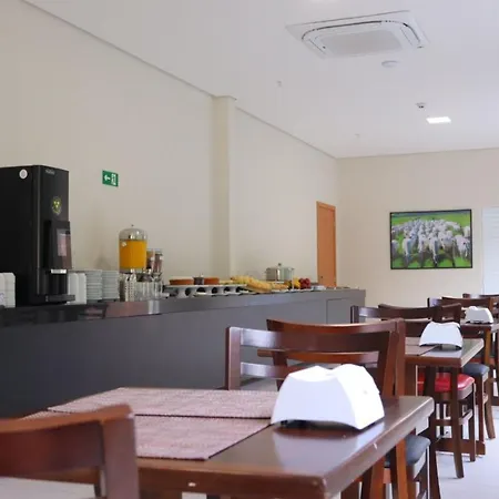 Hotel Fly - Aeroporto Cuiabá-3
