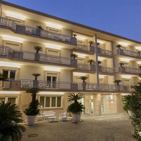 Green Park Hotel-2