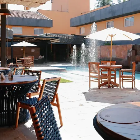 Carlton Plaza Baobá-3