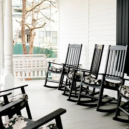 1898 Waverly Inn-3