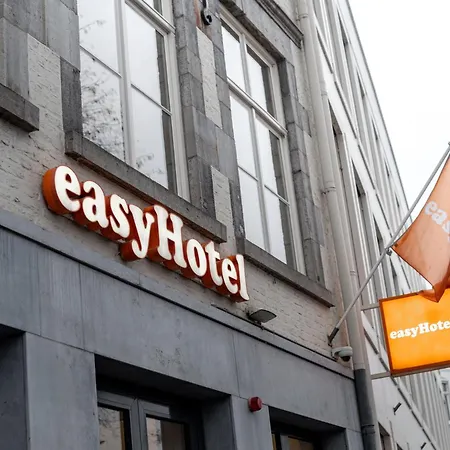 Easyhotel Maastricht City Centre-2