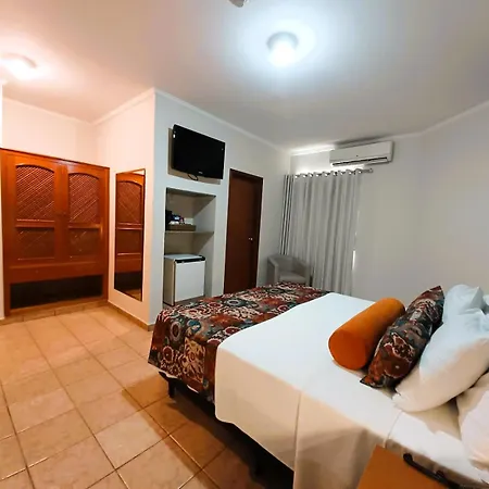 Hotel Riviera-3