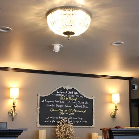 Lewis & Clark Motel - Bozeman-2