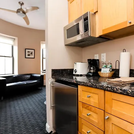 Stylish Downtown Studio In The Southend, C.Ave #24-2