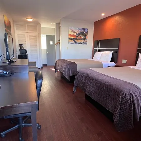 Budget Inn Of Okeechobee-3