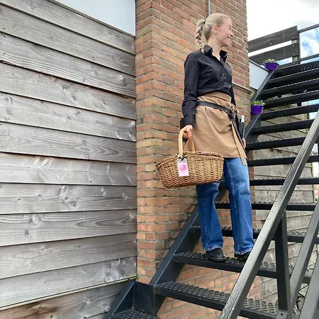 Slapen bij de Buurvrouw-3