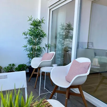 Comfortable Bedrooms In Apartment With River View-3