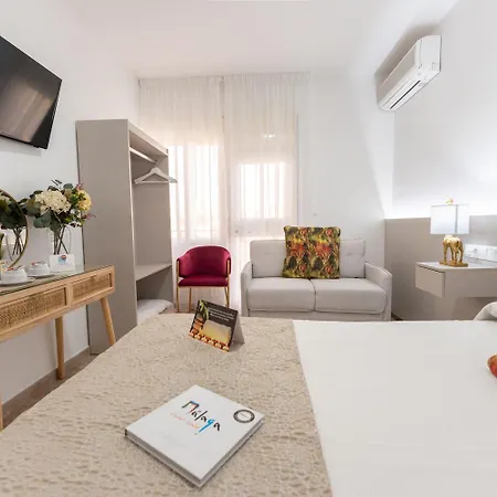 Urban Rooms B&R-3