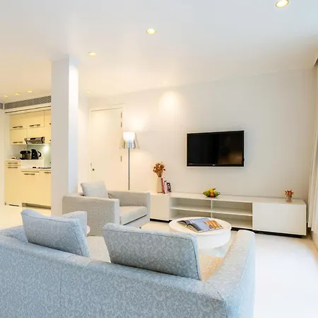 B-aparthotel Regent-3