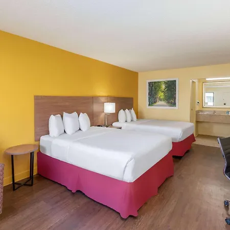 Days Inn By Wyndham Florence/I-95 North-3