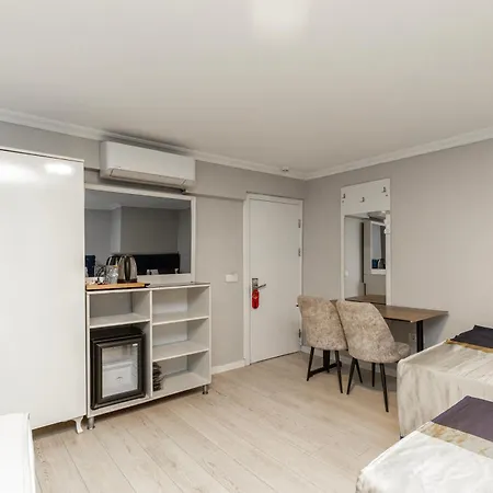 Sirkeci Grand Family Hotel & Spa-3