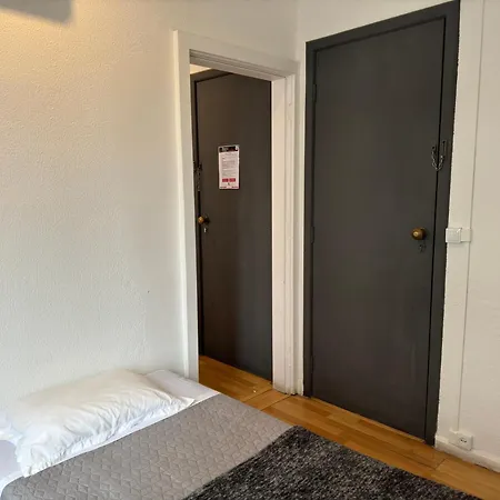 Peters Guesthouse-2