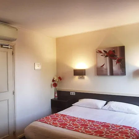 Logis Hotel De Bretonniere - Beaune Centre-3