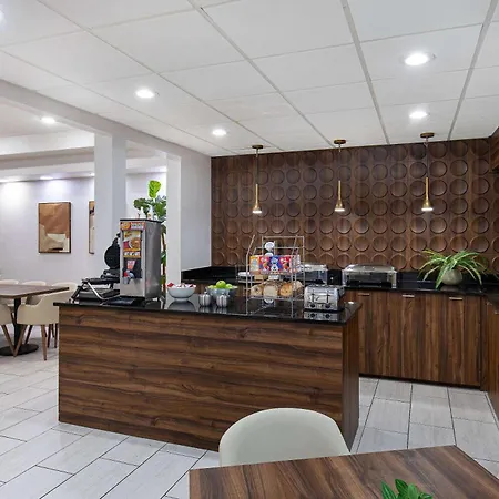 Wingate By Wyndham Hattiesburg-3