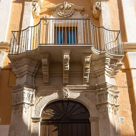 Palazzo De Luca Bed&Breakfast-3