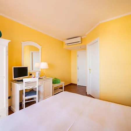Mendolia Beach Hotel-3
