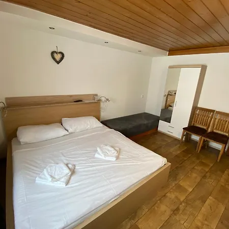 Pension Tyrol-3