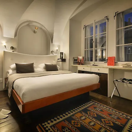 Design Hotel Neruda-3