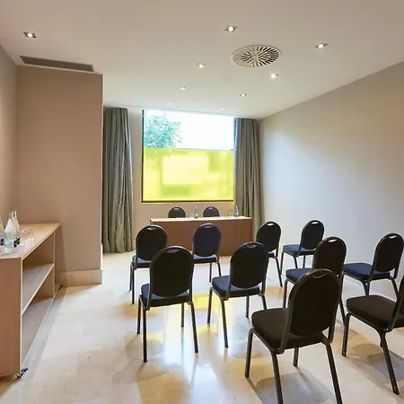 Doubletree By Hilton Girona-2