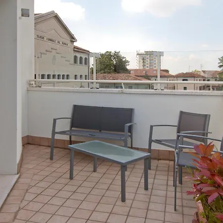 Hotel Leon Bianco-2