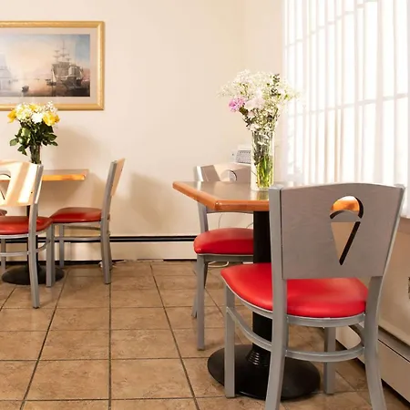 Rodeway Inn Middletown - Newport-3
