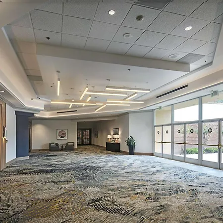 Doubletree By Hilton Modesto-3