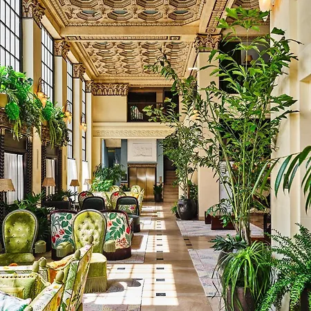 Hotel Per La, Autograph Collection-2