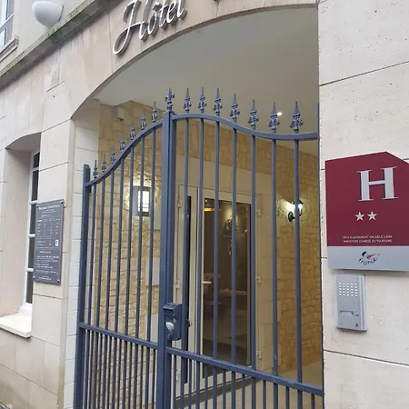 Hôtel Le Saint Patrice-3