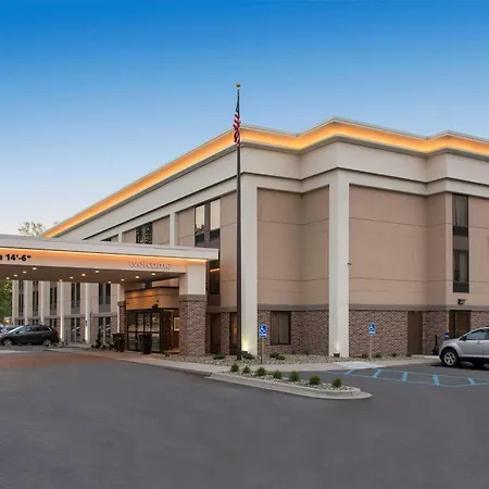Hampton Inn Port Huron-3