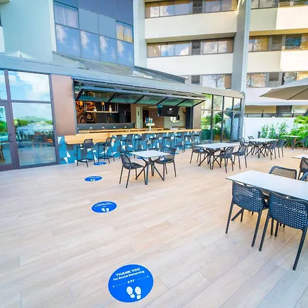 Doubletree By Hilton Tampa Rocky Point Waterfront-3