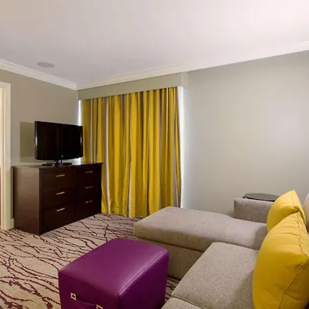 Doubletree By Hilton Historic Savannah-2