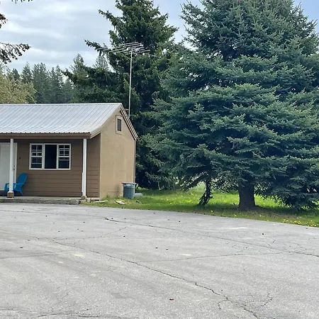 Kootenai Valley Motel-3