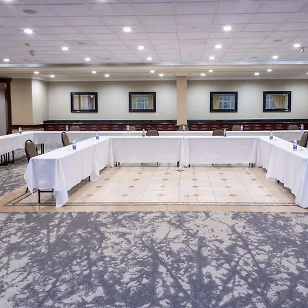 Hilton Garden Inn Niagara-On-The-Lake-3