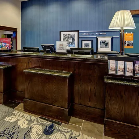 Hampton Inn & Suites Nashville-Downtown-2