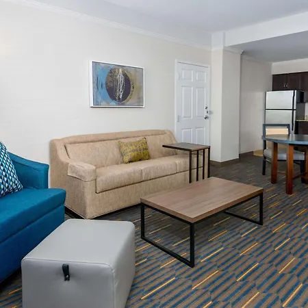Hampton Inn & Suites Buffalo/Downtown-3