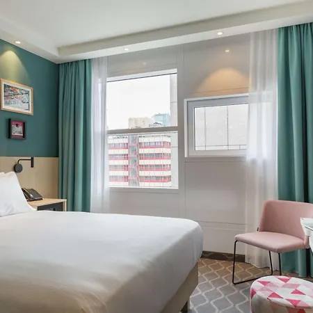 Hampton By Hilton Utrecht Centraal Station-2