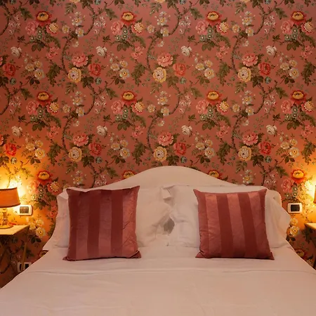 Residenza Ambrogi Luxury Suites-3