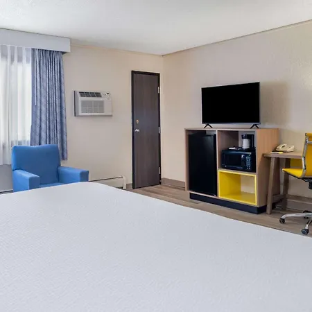 Days Inn By Wyndham Sioux Falls Airport-3