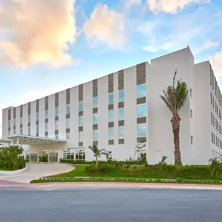 City Express Suites By Marriott Cancun Aeropuerto-3