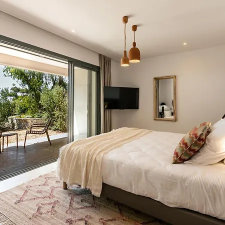 Le Refuge - Gigaro Lodges-3
