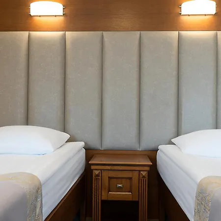 Hotel Lviv-2