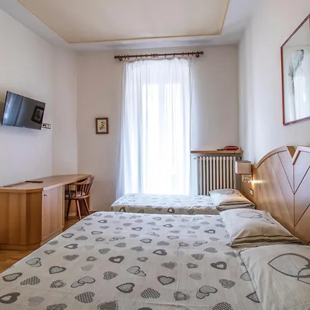 Hotel Pinzolo-Dolomiti-3