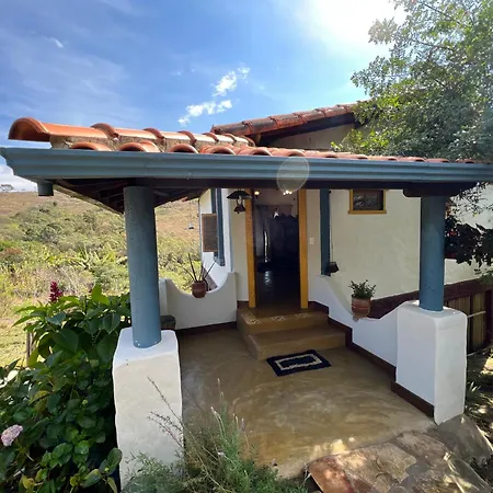Chalés Vista das Montanhas-2