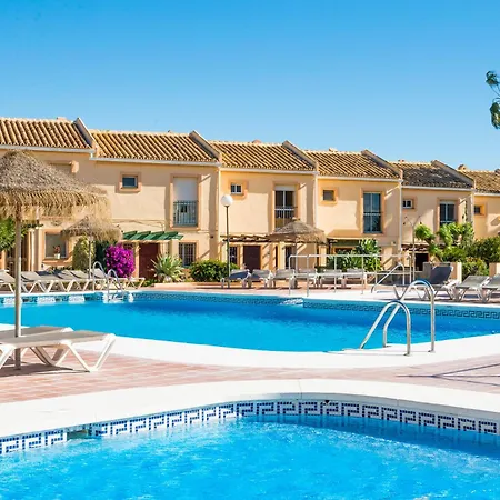 Ramada Hotel&Suites by Wyndham Costa del Sol-3