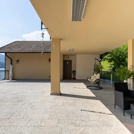 Hotel Fontaine Bleue-3